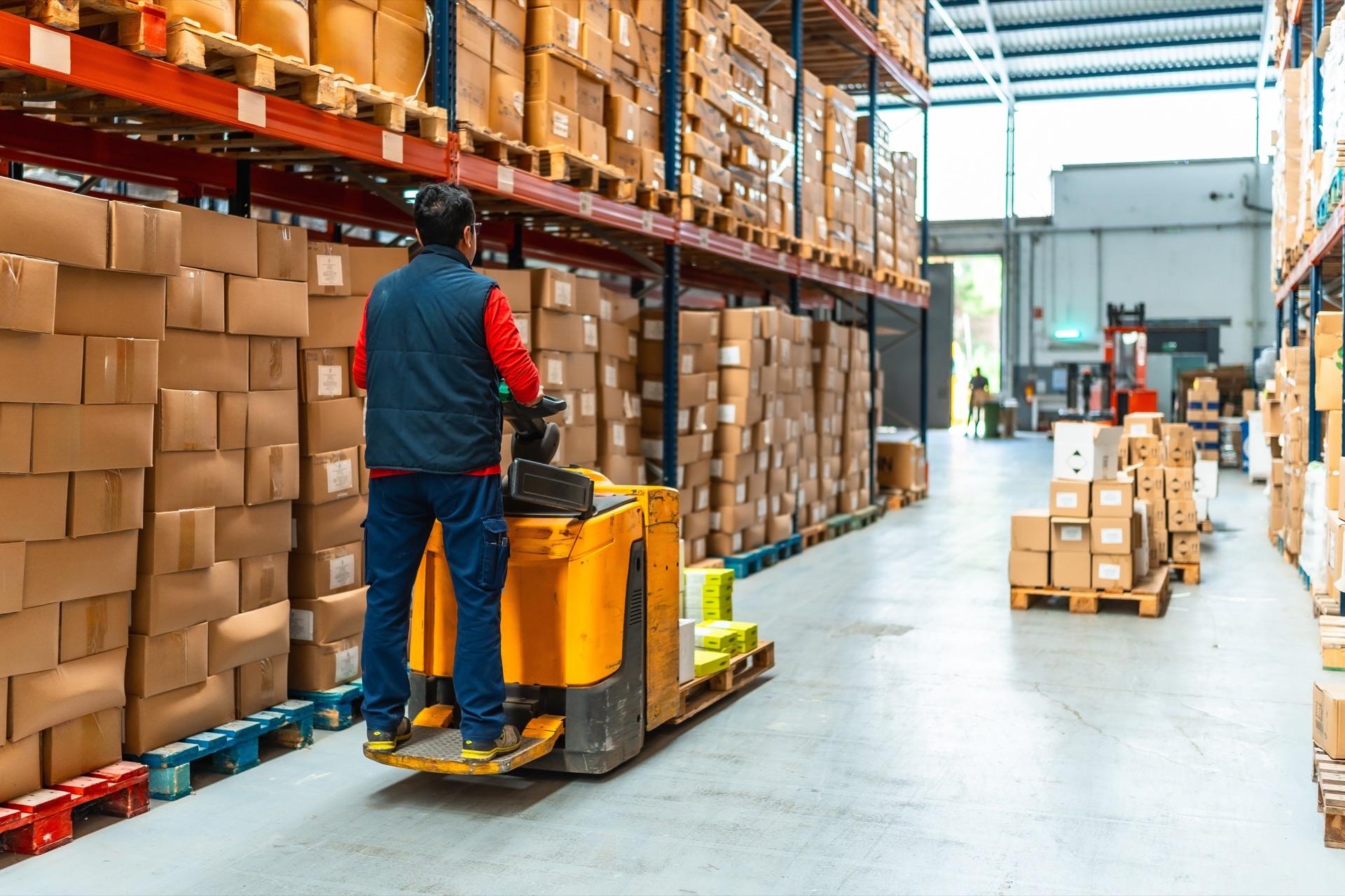 Manufacturing & Logistics